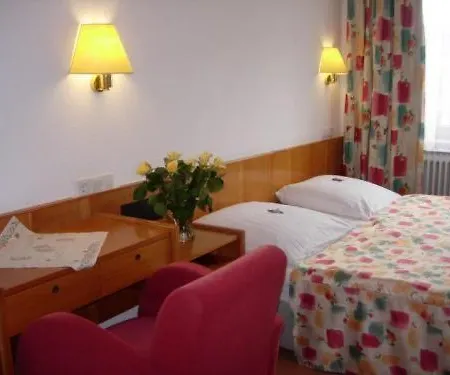 Casa de hóspedes Krone 3*